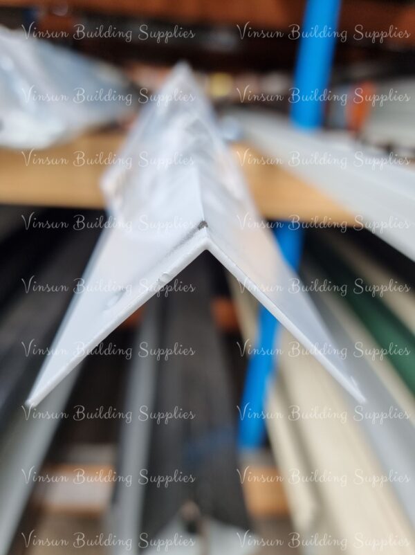 Angle 50x50x1.6mm @6m